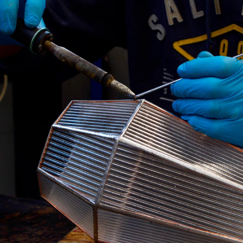 Trabajo en metal y soplado de vidrio